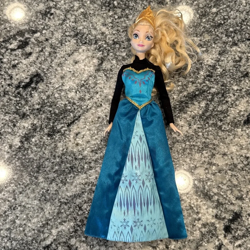 Disney Frozen Elsa 12